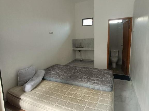 AC dan Kamar Mandi Dalam